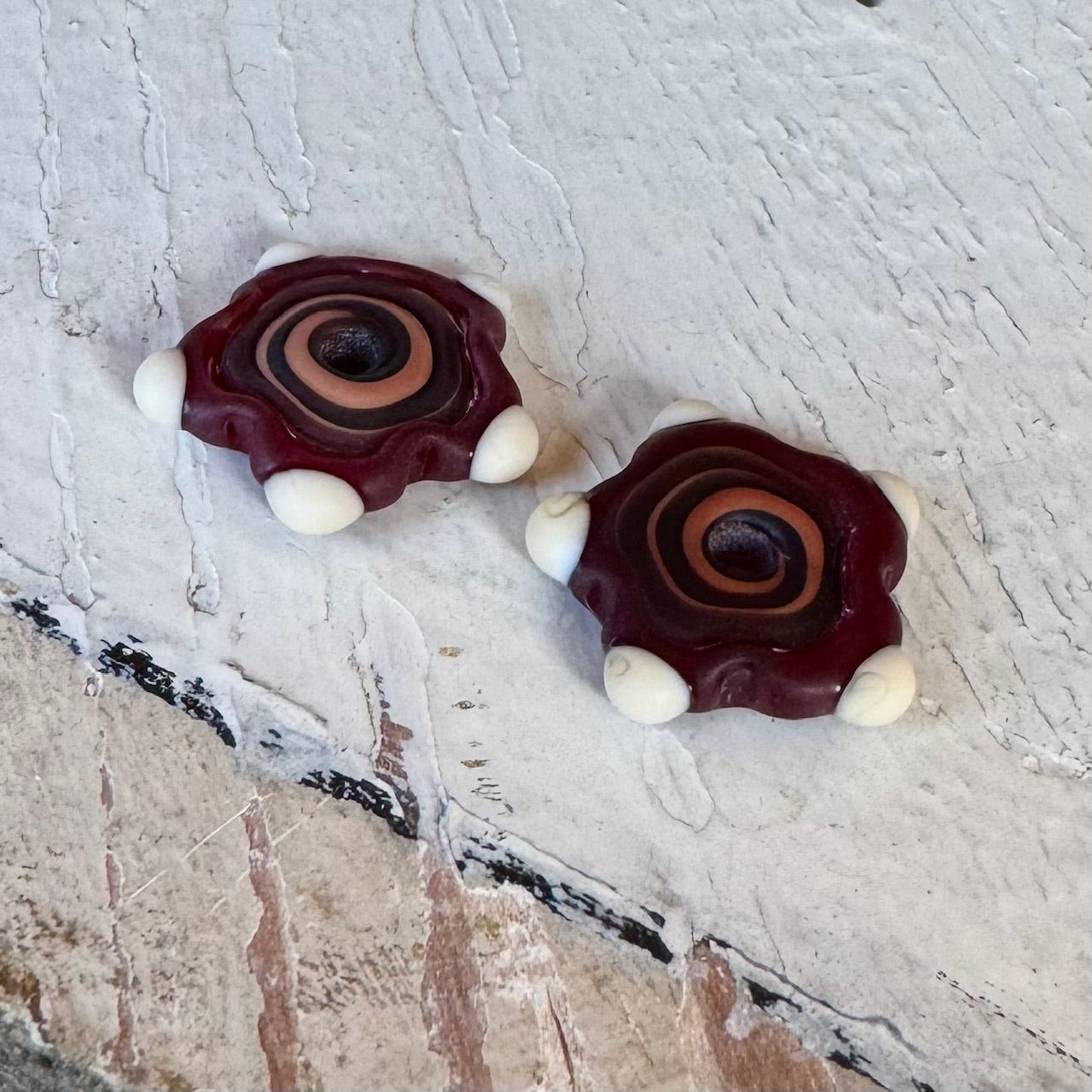 DISCS - Matte Brown and Coral Flowers