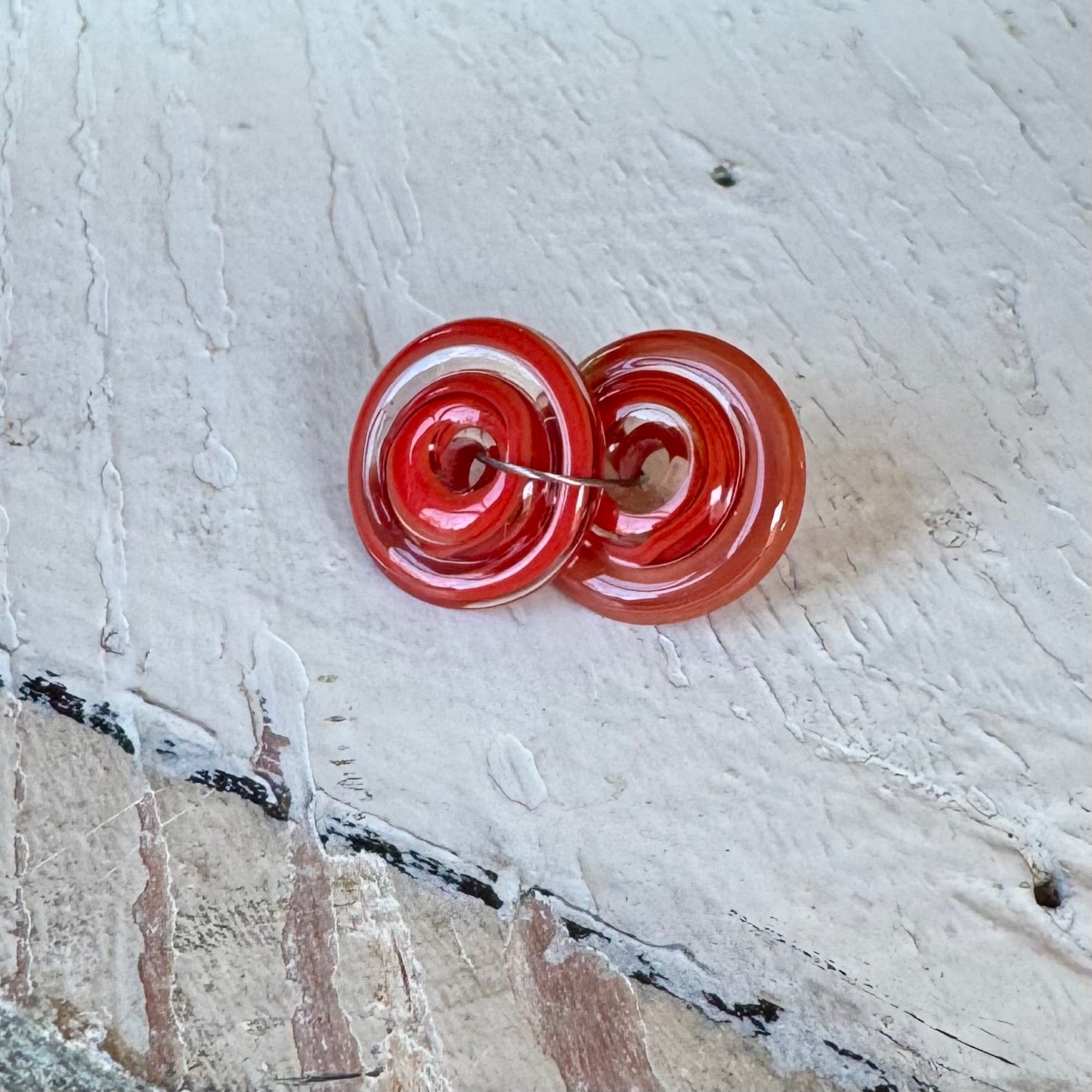RONDELLES - Shiny Red Spirals