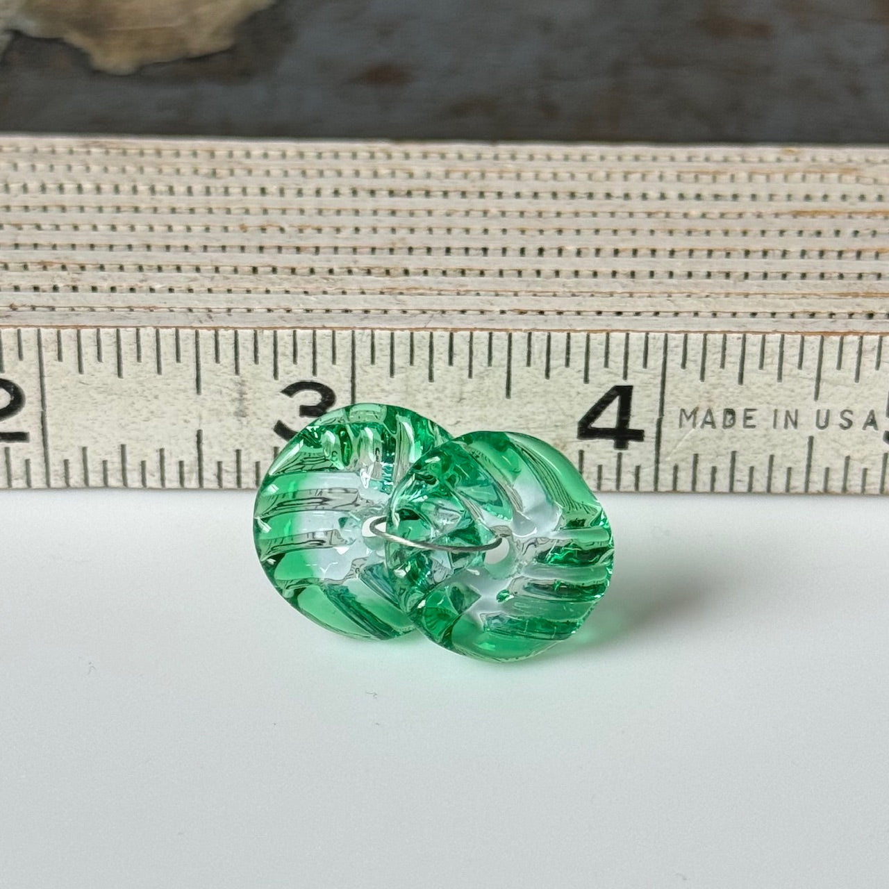 MINI PUFFS - Green on Aqua